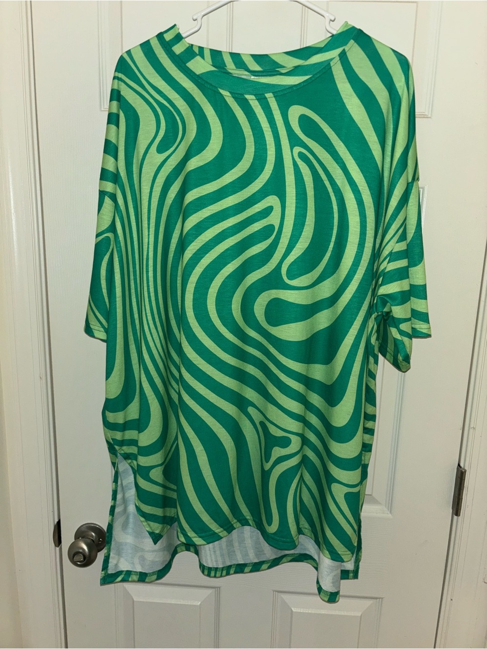 Bourbon & Belles Lounge Top